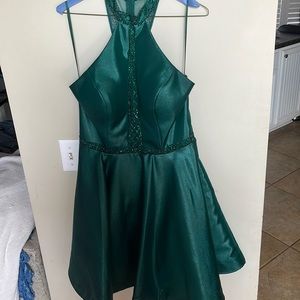 Size 14 emerald green dress w/ pockets